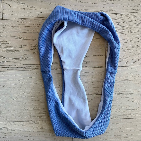 SHEIN Blue Ruffle Bikini - Picture 5 of 5